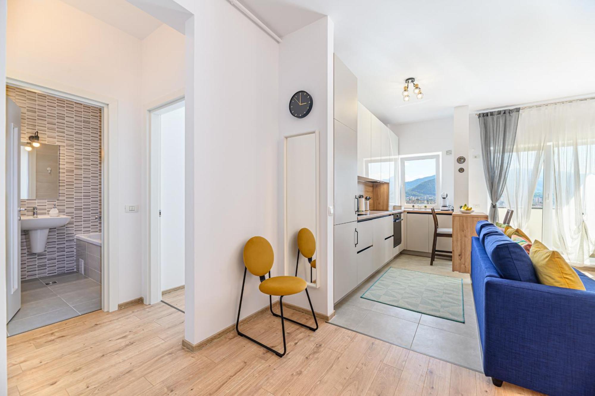 Green Wood Apartment Brasov Bagian luar foto